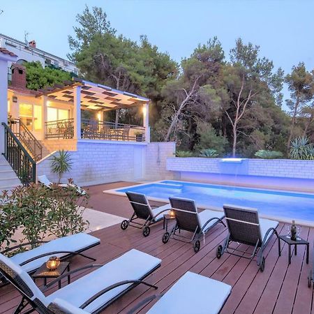 Villa Fani - Apartments In トロギール エクステリア 写真
