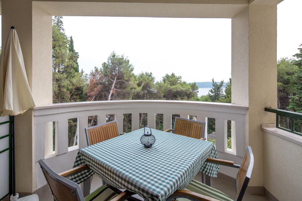 Villa Fani - Apartments In トロギール エクステリア 写真