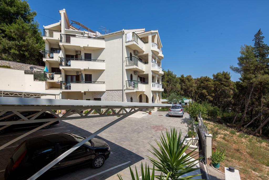 Villa Fani - Apartments In トロギール エクステリア 写真