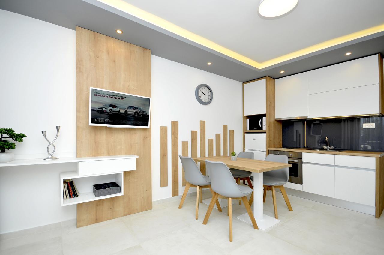Villa Fani - Apartments In トロギール エクステリア 写真